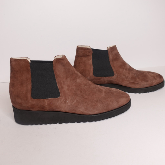Amalfi by Rangoni Brown Suede Chelsea Boots Size 12M Made in Italy - Picture 3 of 7